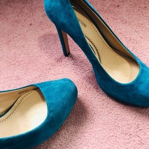 Pour la Victoire Platform Pump